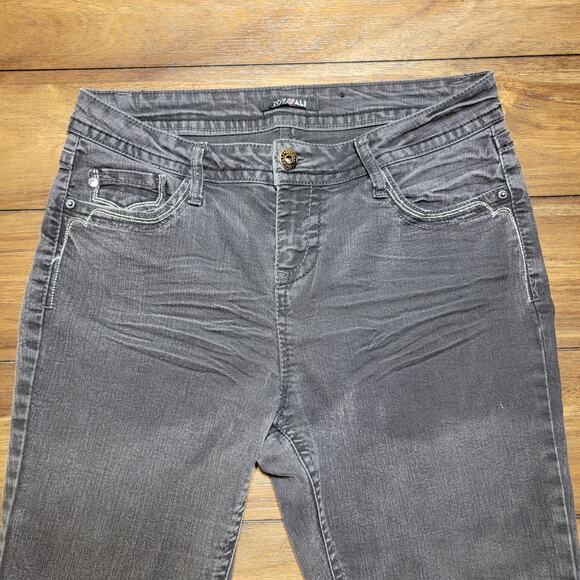 Roz & Ali Black Straight Denim Jeans w/ Pocket Bling - Size 10 - Picture 2 of 7